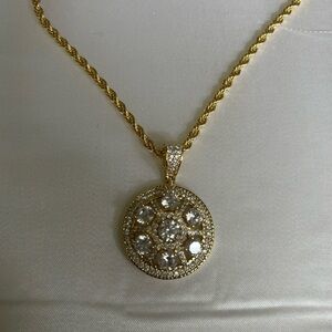 Elegant Gold Pendant Necklace stainless steel